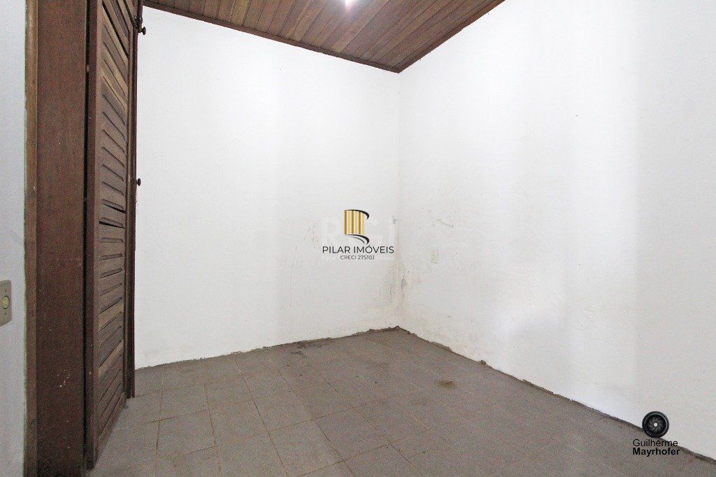 Casa para Venda - 177.58m², 3 dormitórios, sendo 1 suites, 4 vagas - Guarujá