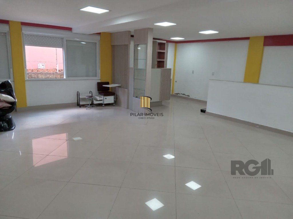 Casa Comercial no bairro Medianeira