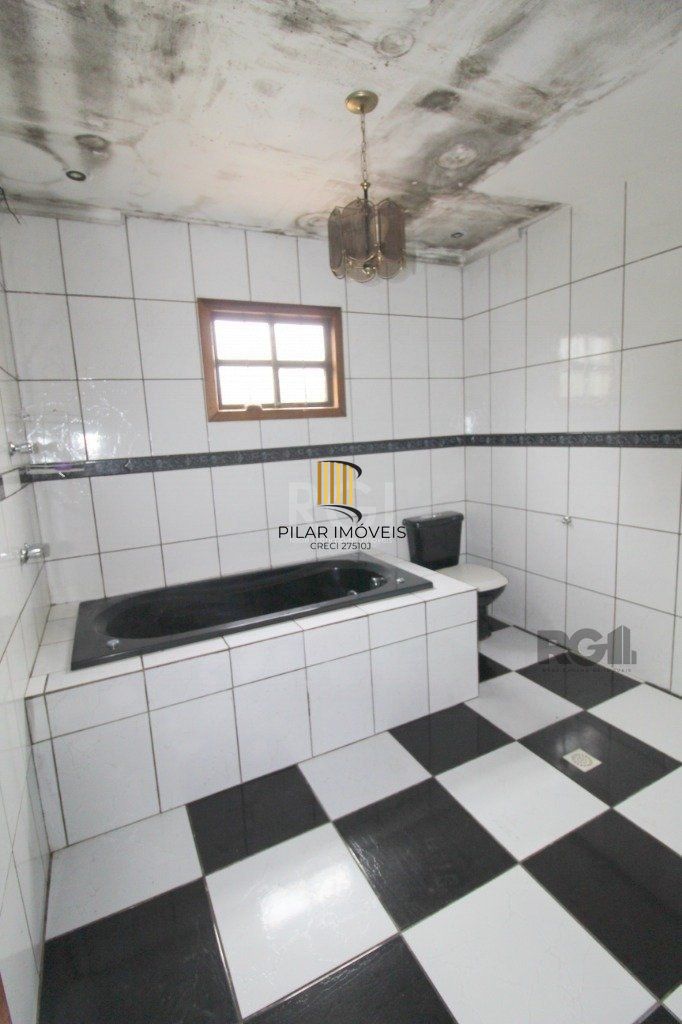 Casa 3 Dormitório(s) Bairro Teresópolis