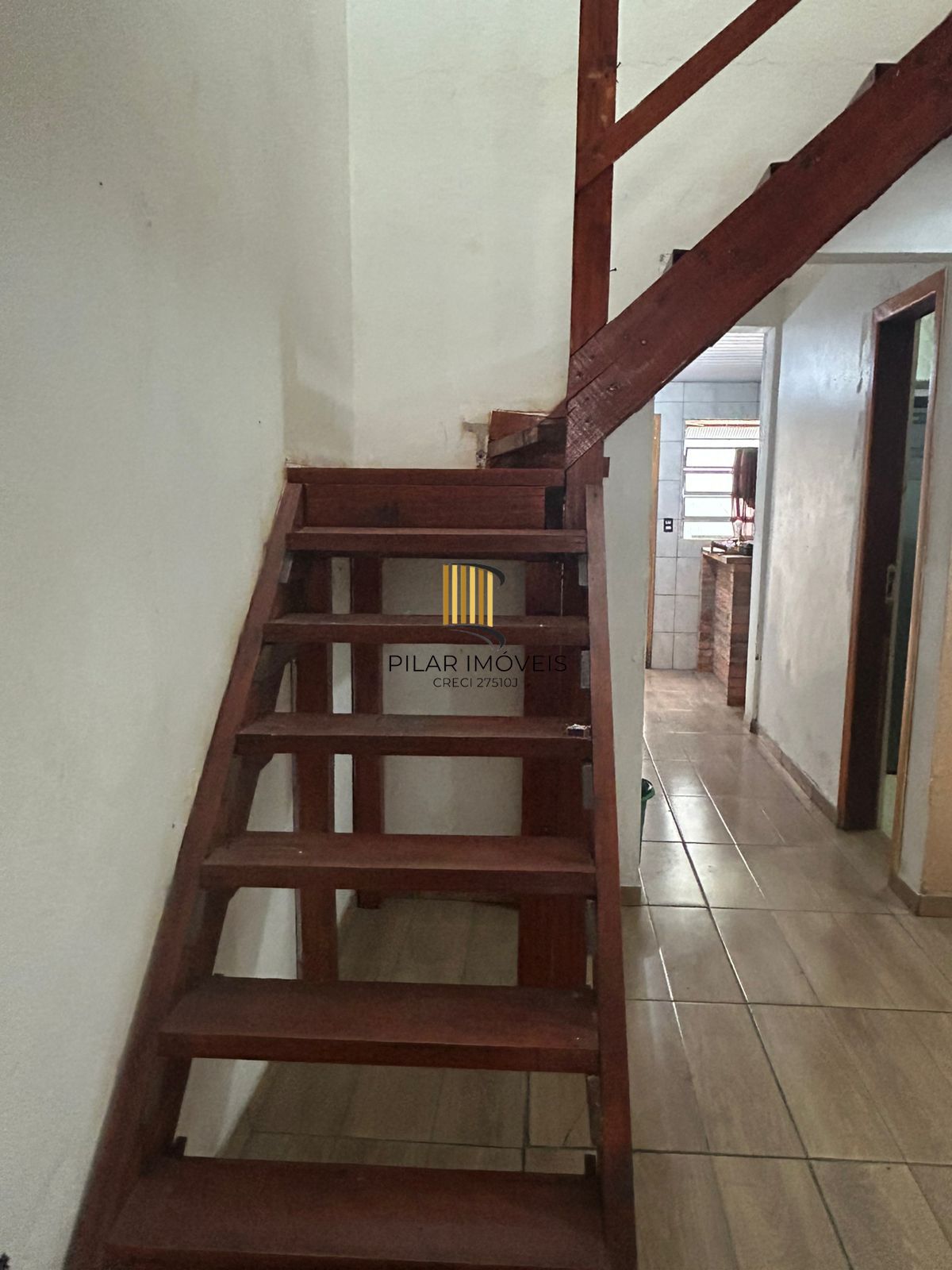 Casa de 02 dormitórios em condominio no bairro São Vicente -Porto alegre/RS.