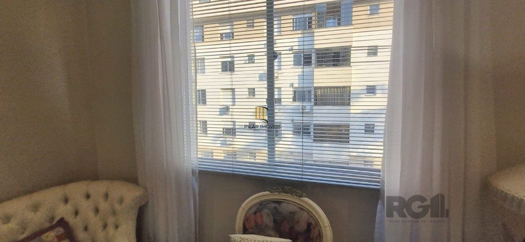 Apartamento 2 dormitórios no bairro Glória