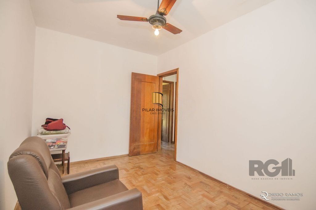 Casa 3 dorms à venda Rua Intendente Alfredo Azevedo, Glória - Porto Alegre