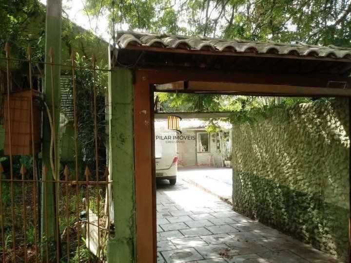 Casa 3 dormitórios no bairro Parque Santa Fé