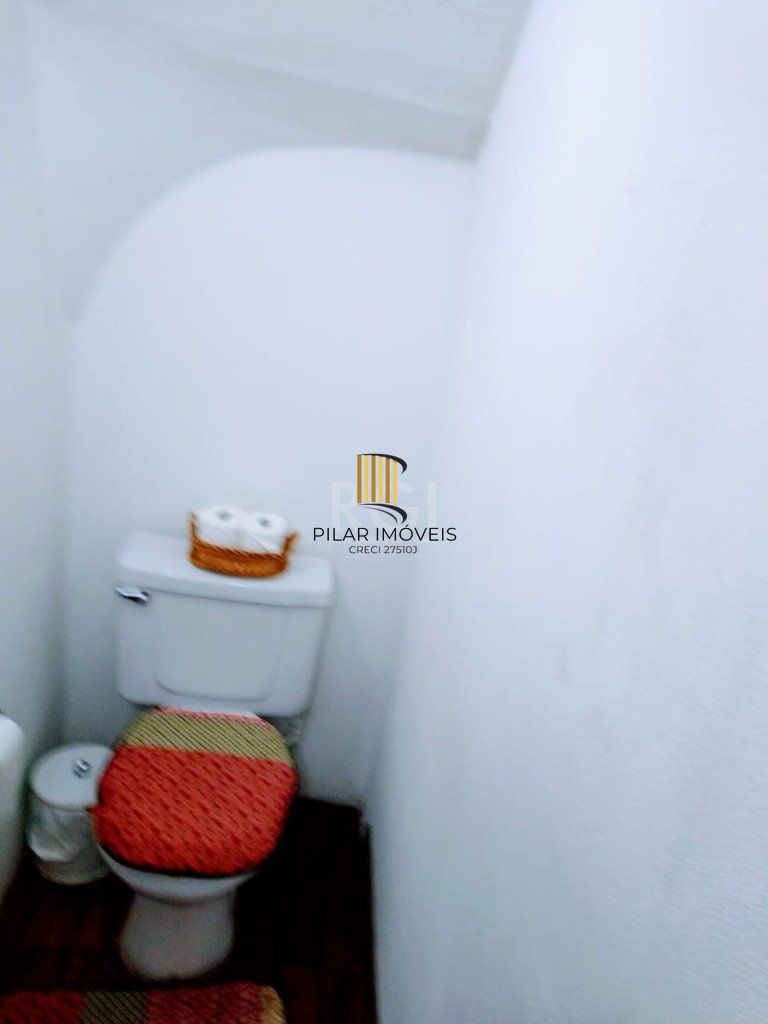 Casa para Venda - 240m², 3 dormitórios, 3 vagas - Teresópolis