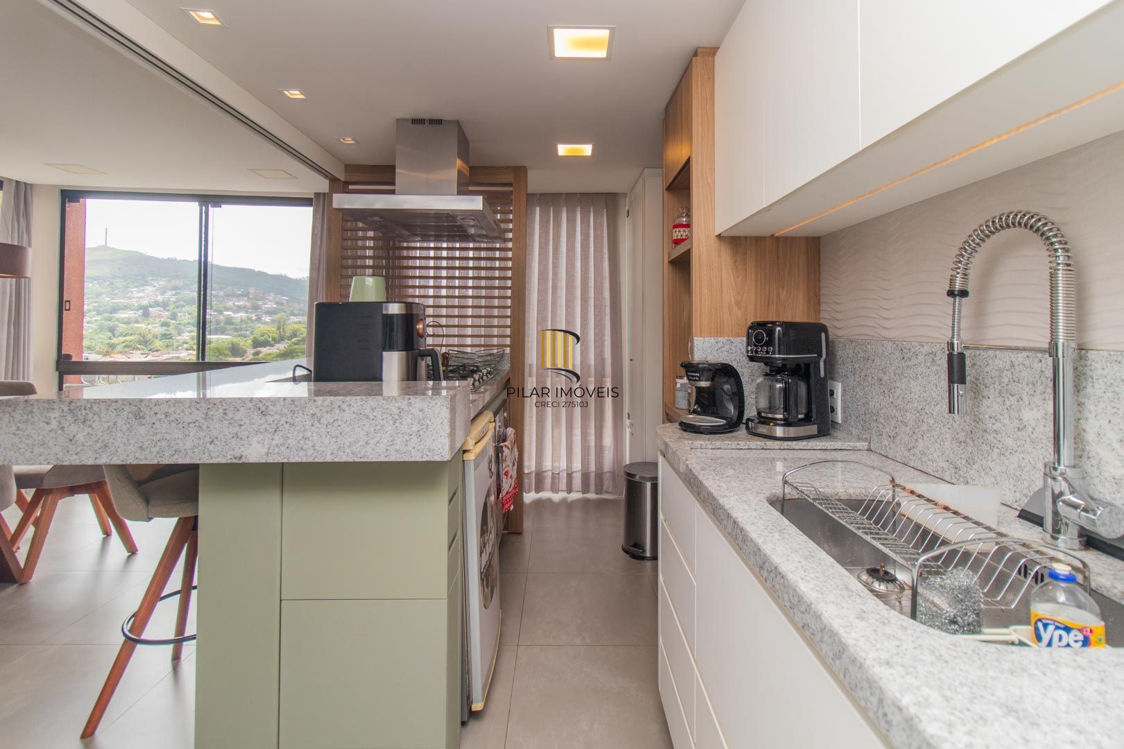 Apartamento para Venda - 93.43m², 3 dormitórios, sendo 1 suites, 2 vagas - Teresópolis