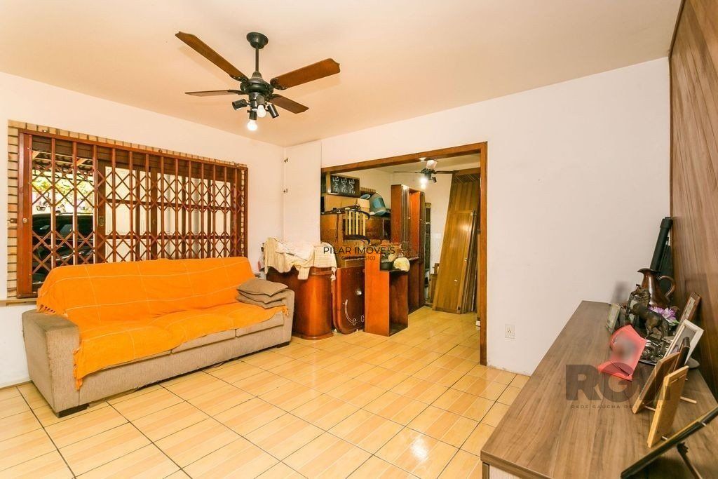 Casa 5 dormitórios no bairro Cristal
