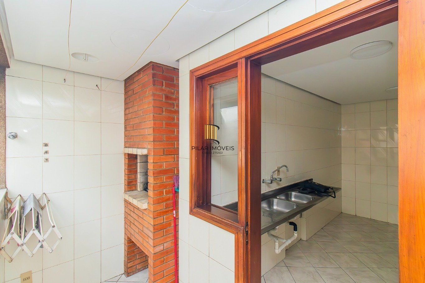 Apartamento de 2 dormitórios e 94m² à venda em Petrópolis, Porto Alegre.