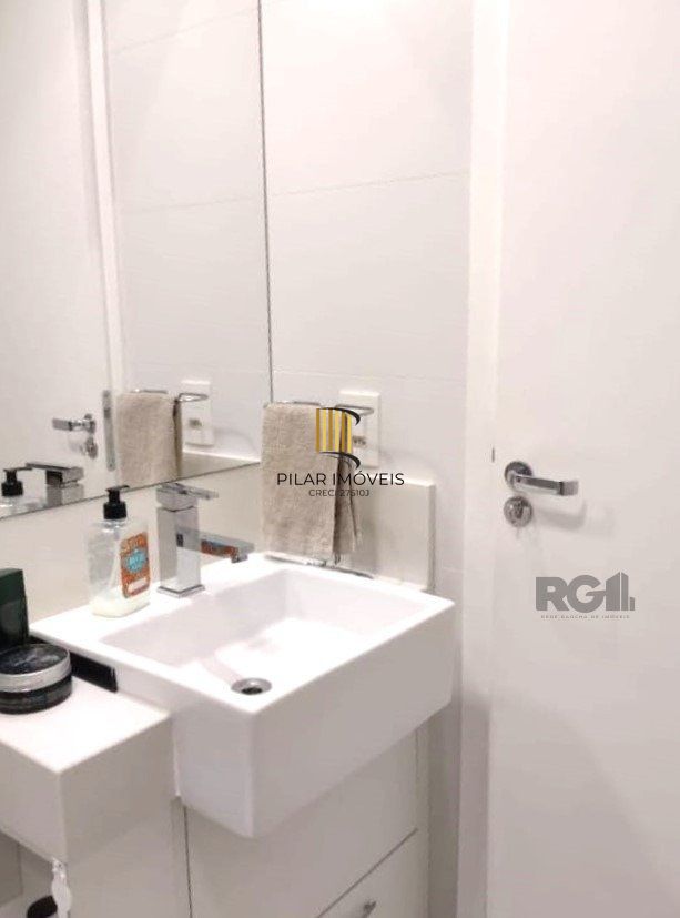 Apartamento 72m², 3 dormitórios, 1 vaga no bairro Teresópolis