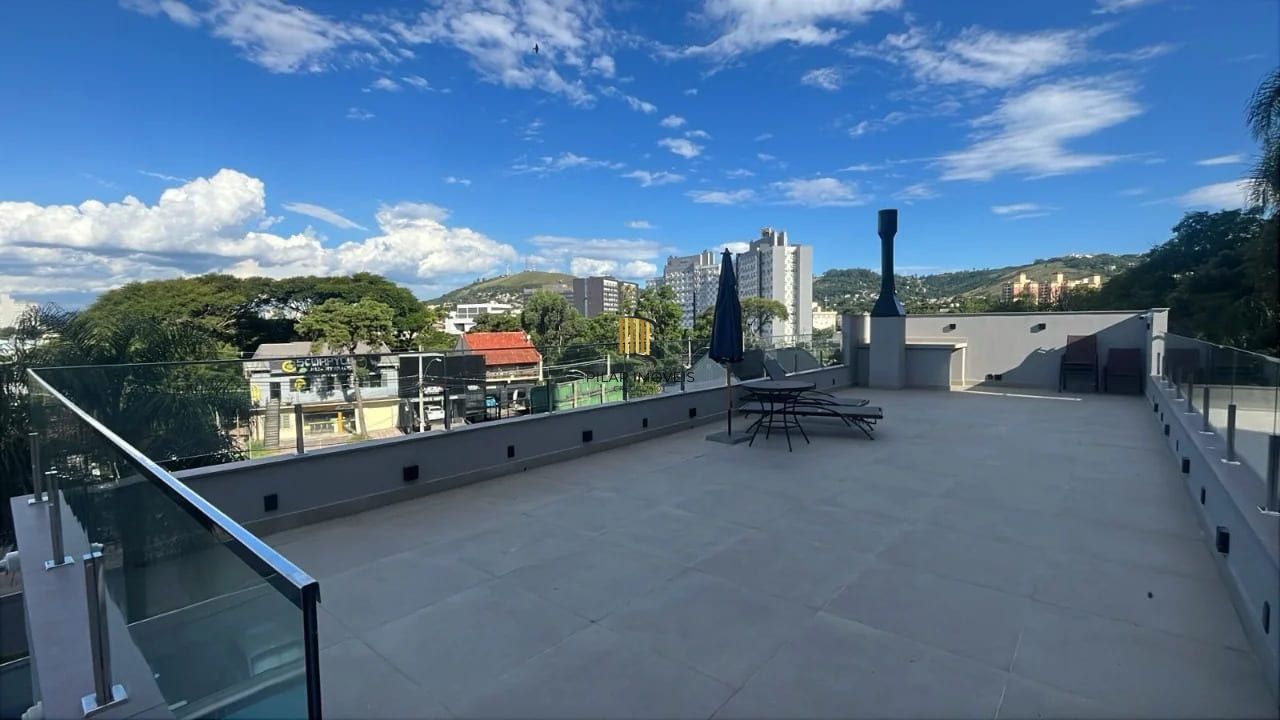 Apartamento de 3 dormitórios á venda no Bairro Teresópolis