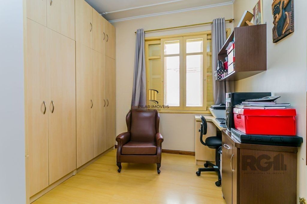 Apartamento 2 dormigtórios à venda Rua Teixeira de Freitas, Santo Antônio - Porto Alegre