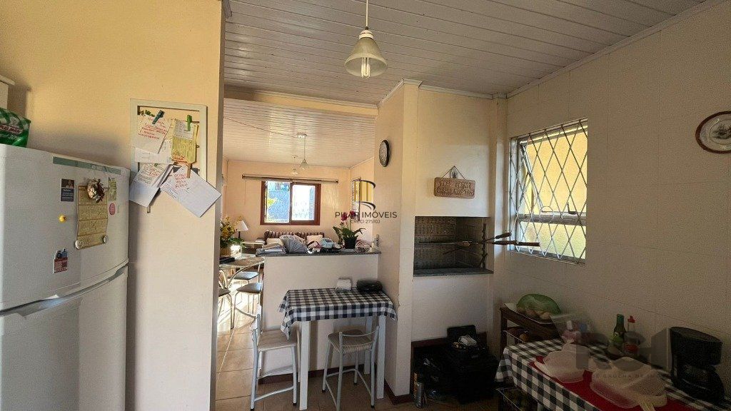 Casa 2 dormitórios no bairro Vila Nova