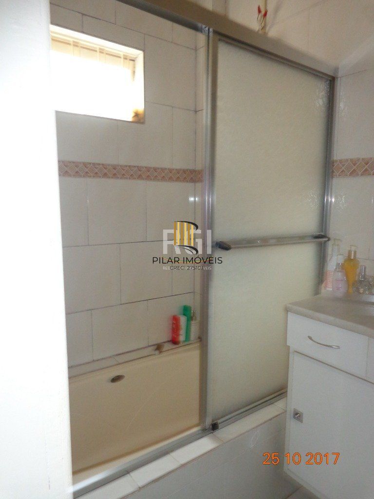 Casa para Venda - 380m², 2 dormitórios, sendo 1 suites, 1 vaga - Nonoai