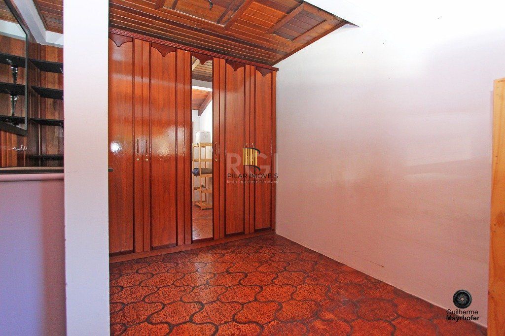 Casa para Venda - 180m², 3 dormitórios, sendo 1 suites, 3 vagas - Parque dos Maias