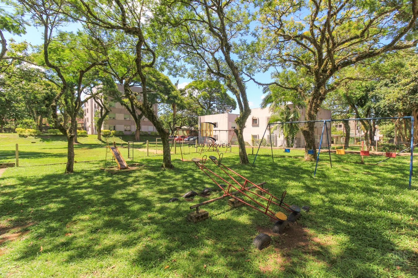 Apartamento Terreo de 03 dormitórios,reformado no bairro Teresópolis-Porto Alegre /RS