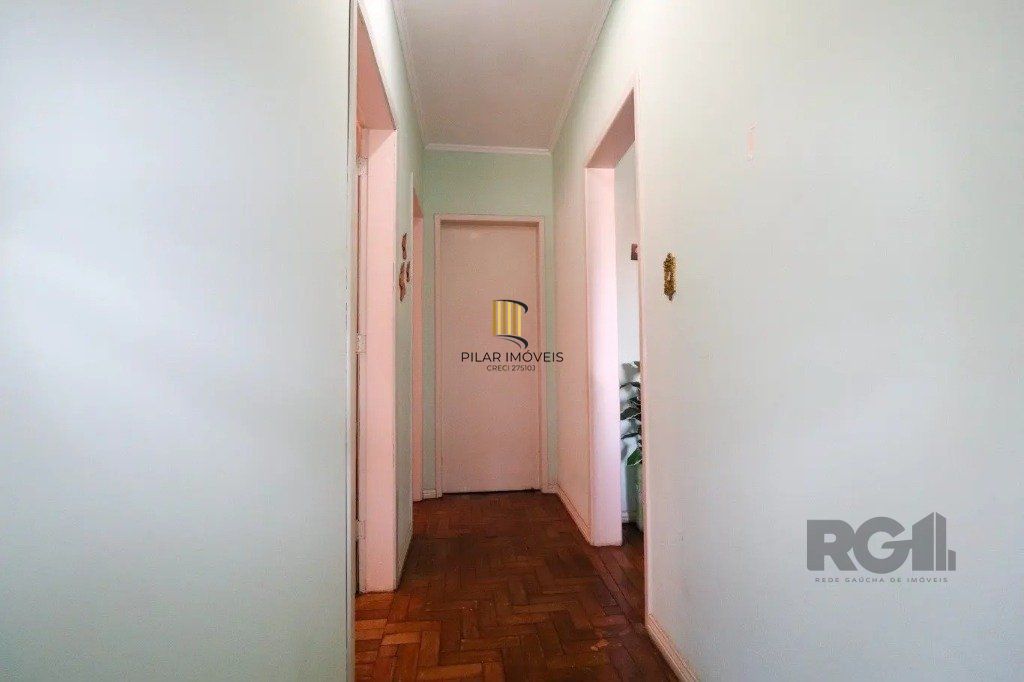 Casa com 3 dormitórios no bairro Cristo Redentor