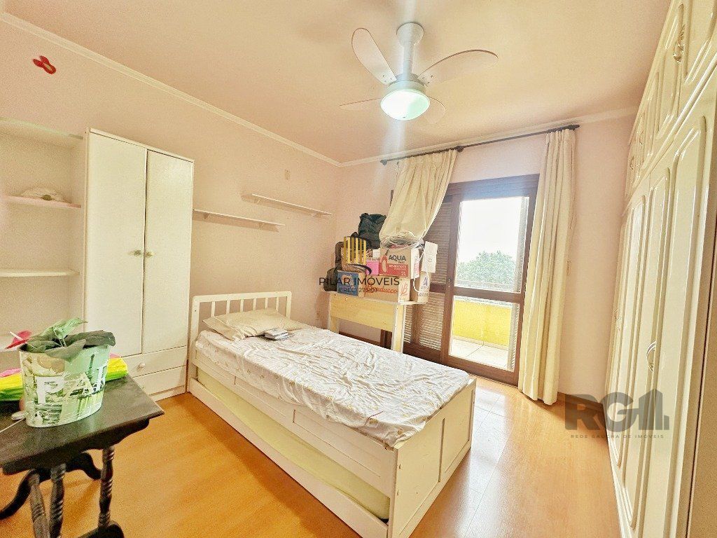 Casa 3 dormitórios no bairro Nonoai