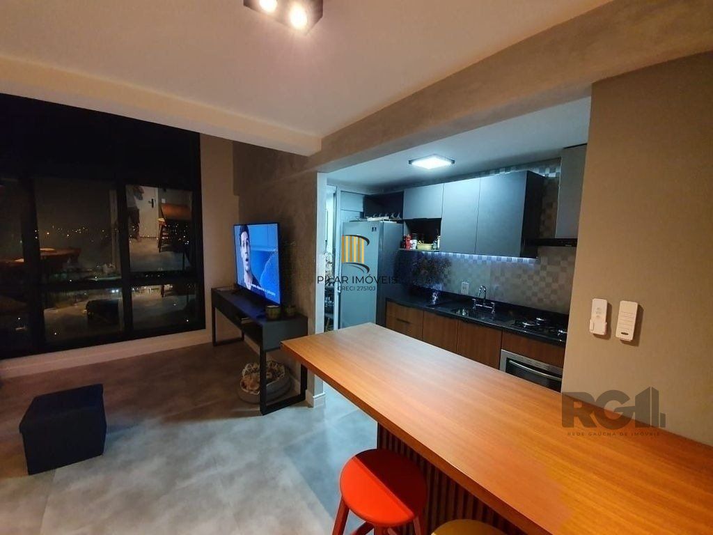 Excelente apartamento Duplex de 74m² com 01 suíte e 2 vagas.