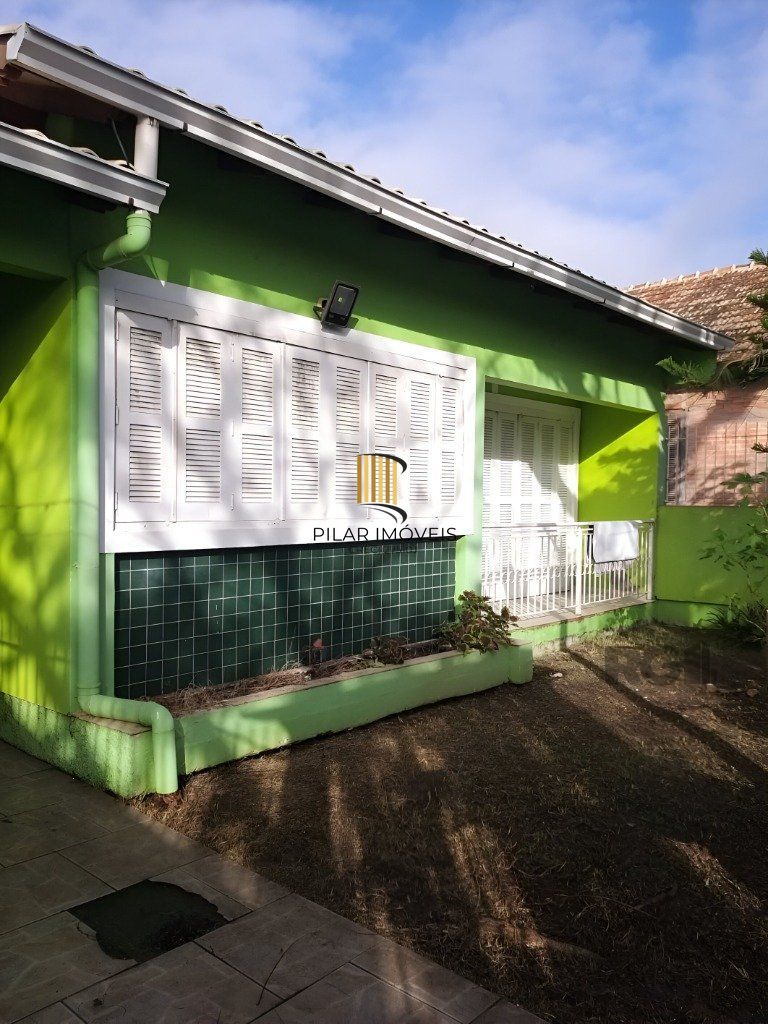 Casa de 4 dormitórios no bairro Belém Novo - Pilar Imóveis