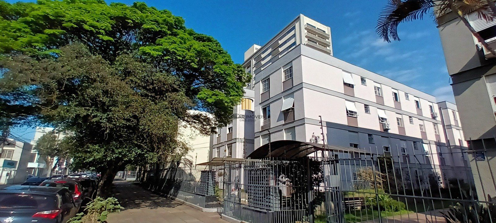 Apartamento de 1 dormitório á venda em Menino Deus, Porto Alegre.