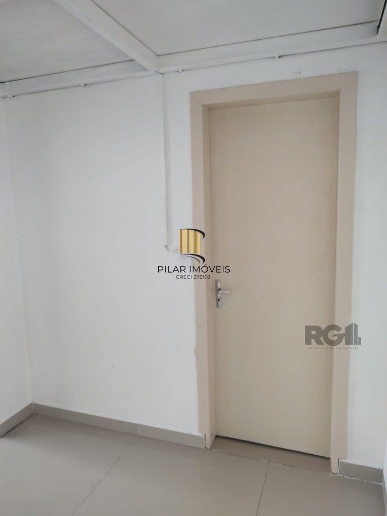 Loja para Venda - 60m², 0 dormitórios, 3 vagas - Petrópolis