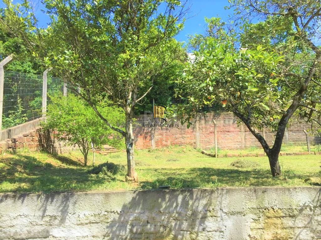 Casa para Venda - 200m², 3 dormitórios, sendo 1 suites, 2 vagas - Hípica