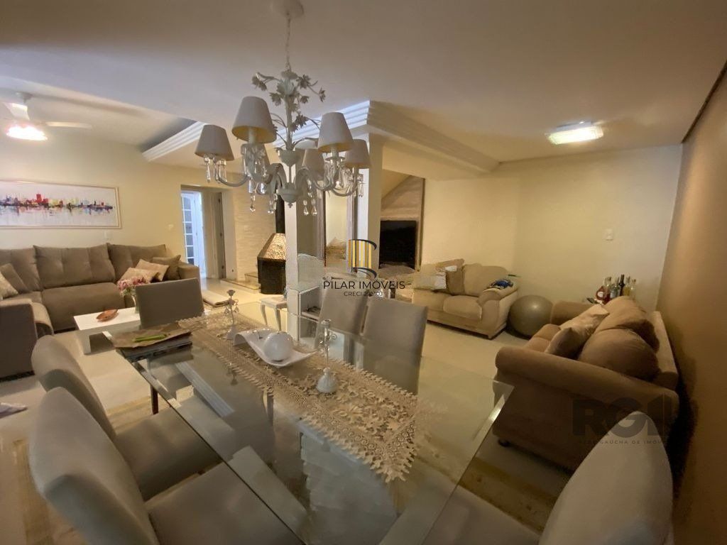 Casa de 5 dormitórios, bairro Jardim Floresta
