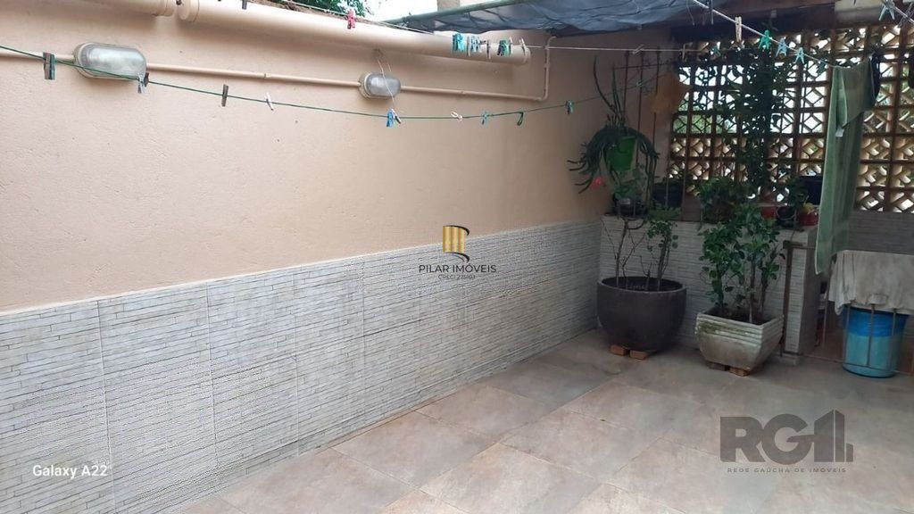 Casa 3 dormitórios no bairro Rubem Berta