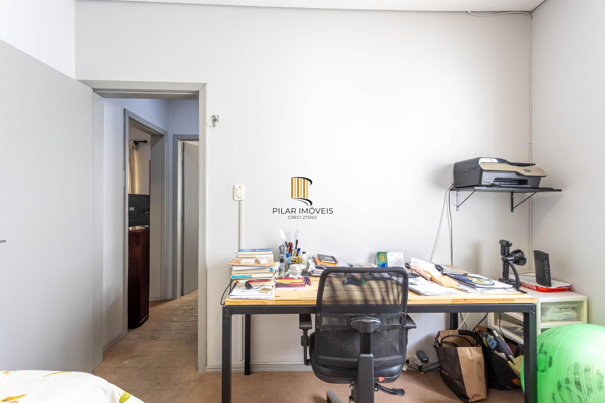 Casa 75m² com 3 dormitórios, 2 vagas no bairro Sarandi