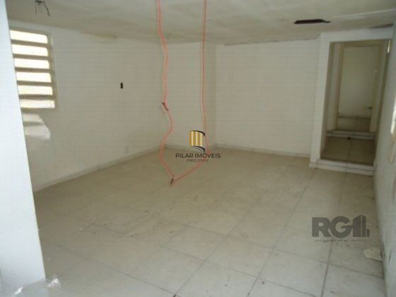 Casa à venda 350 m²  Rua Lagoinha, Petrópolis, Porto Alegre