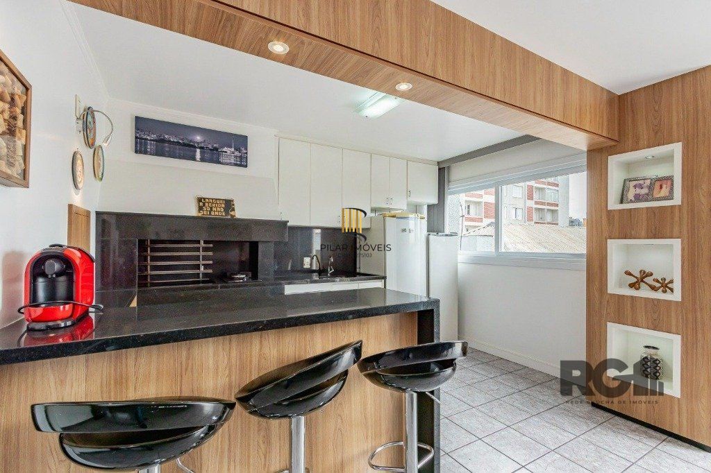 Cobertura para Venda - 191.89m², 3 dormitórios, sendo 1 suites, 1 vaga - Centro Histórico