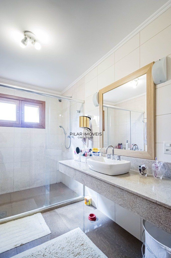 Sítio para Venda - 25000m², 0 dormitórios, Lomba do Pinheiro