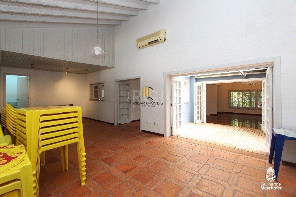 Casa para Venda - 393m², 4 dormitórios, sendo 2 suites, 4 vagas - Ipanema