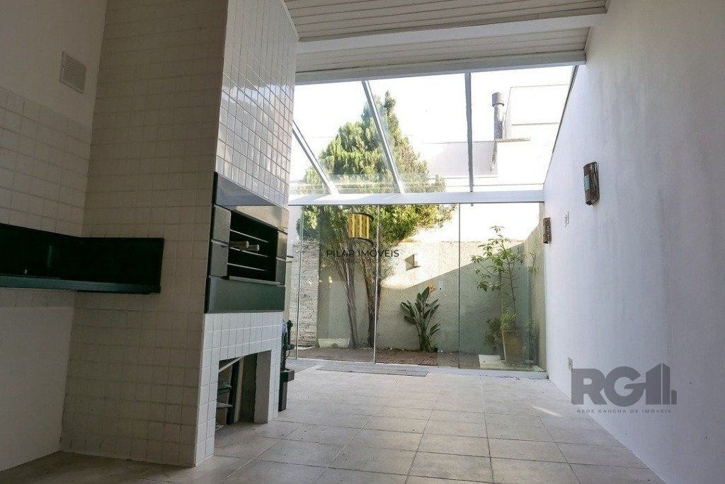 Excelente casa de 155m² e 3 dormitórios.