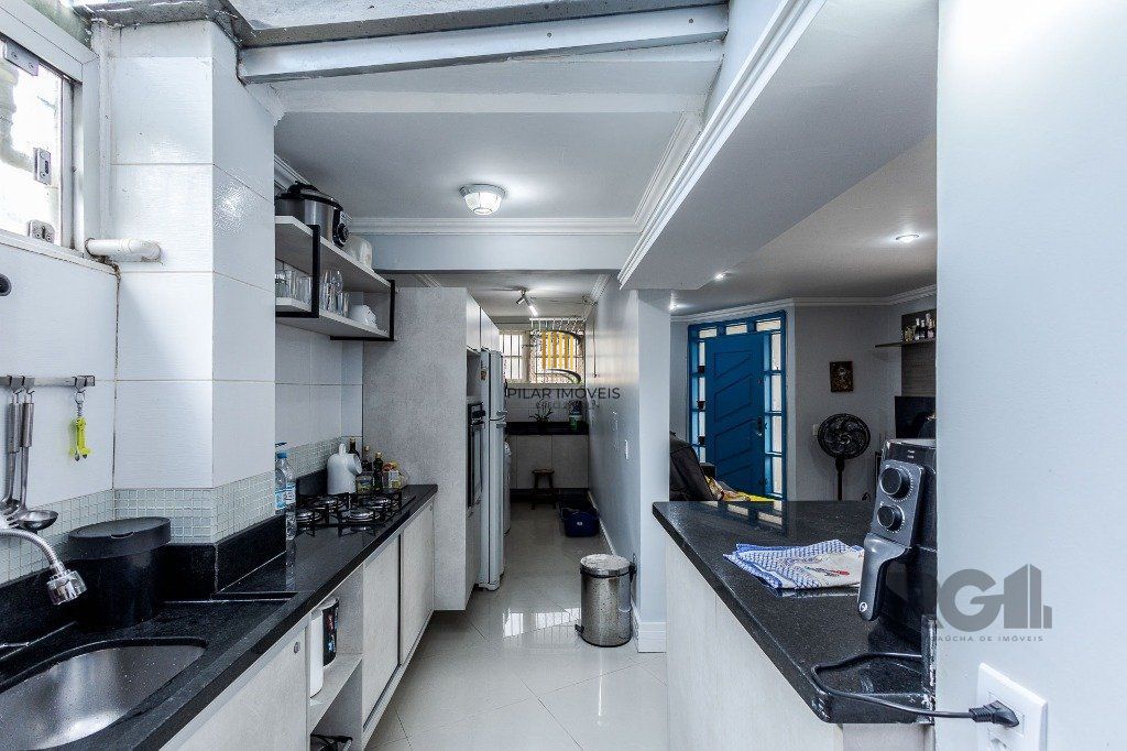 Casa de Condomínio 3 dormitórios no bairro Jardim Itu