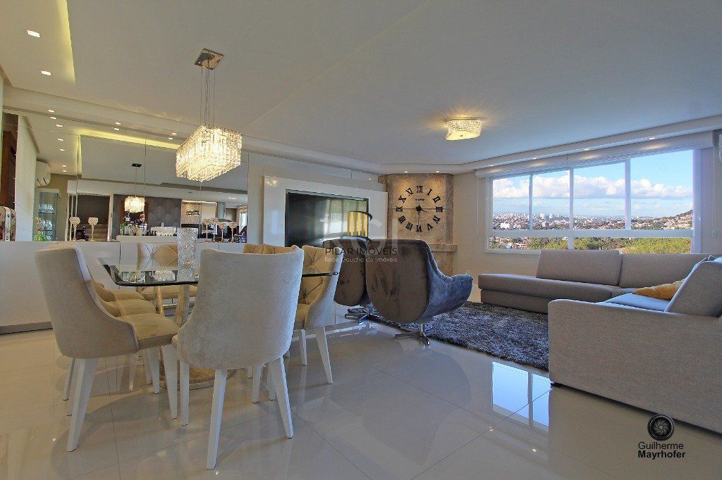 Casa para Venda - 445.52m², 4 dormitórios, sendo 4 suites, 4 vagas - Teresópolis