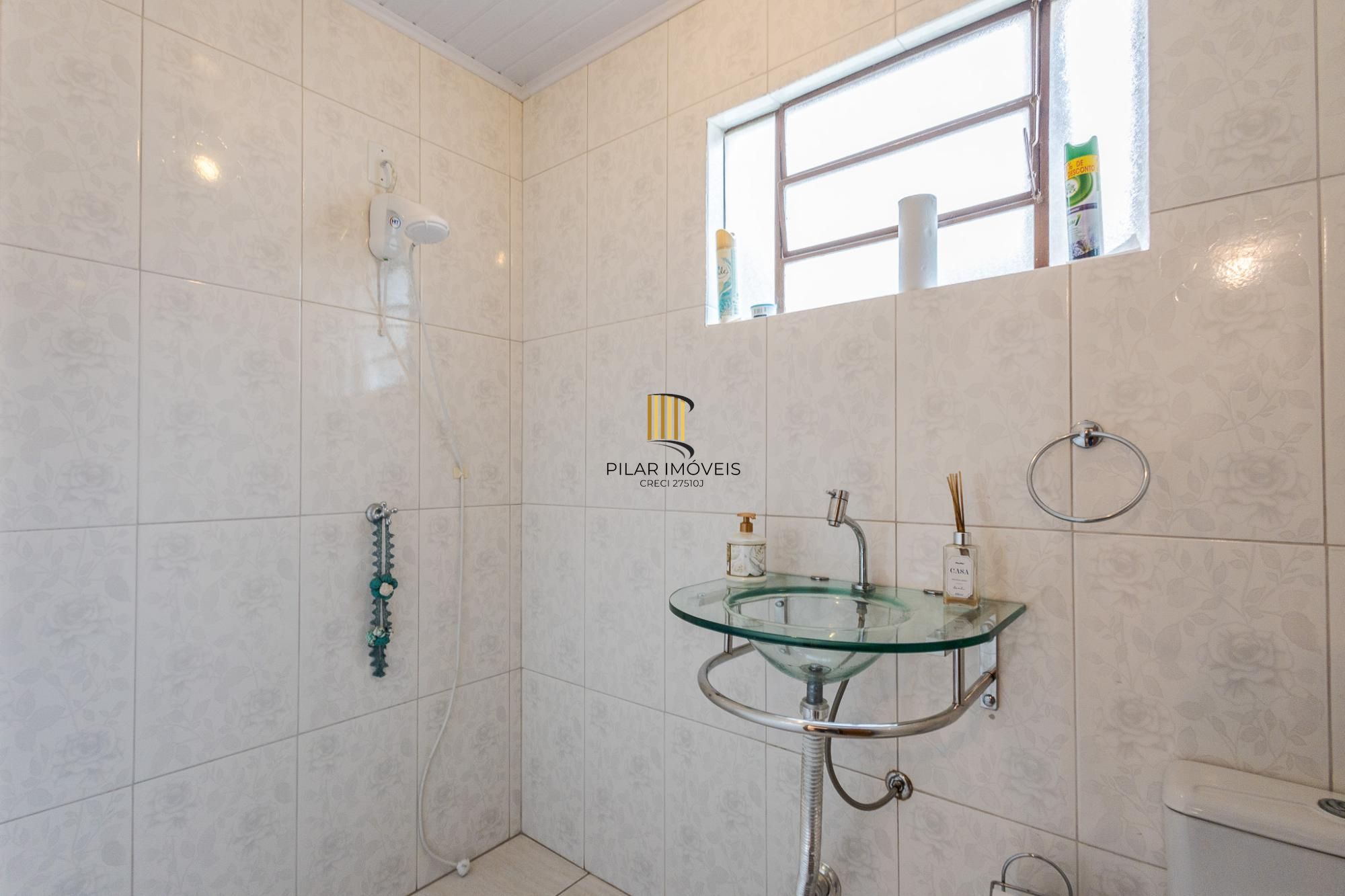 Casa para Venda - 210m², 4 dormitórios, 2 vagas - Petrópolis