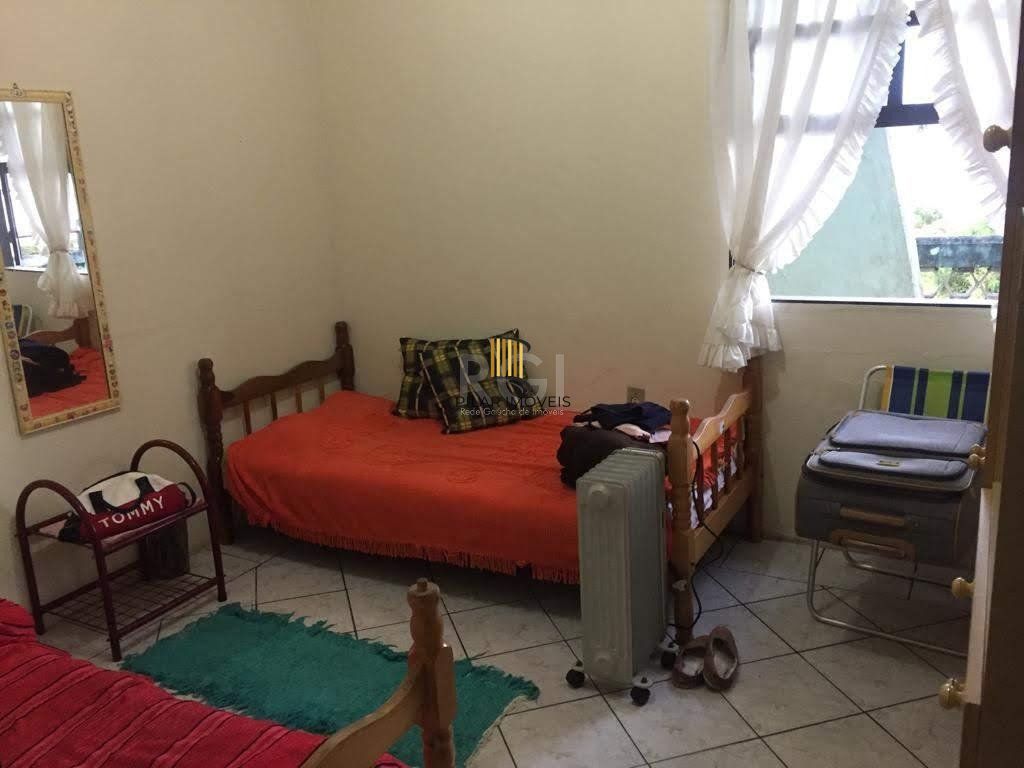 Casa para Venda - 600m², 3 dormitórios, 1 vaga - Interpraias