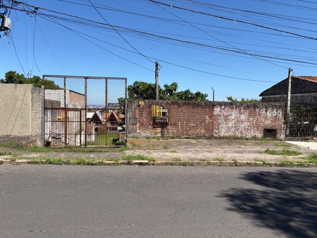 Terreno 1.040 m² no bairro Glória