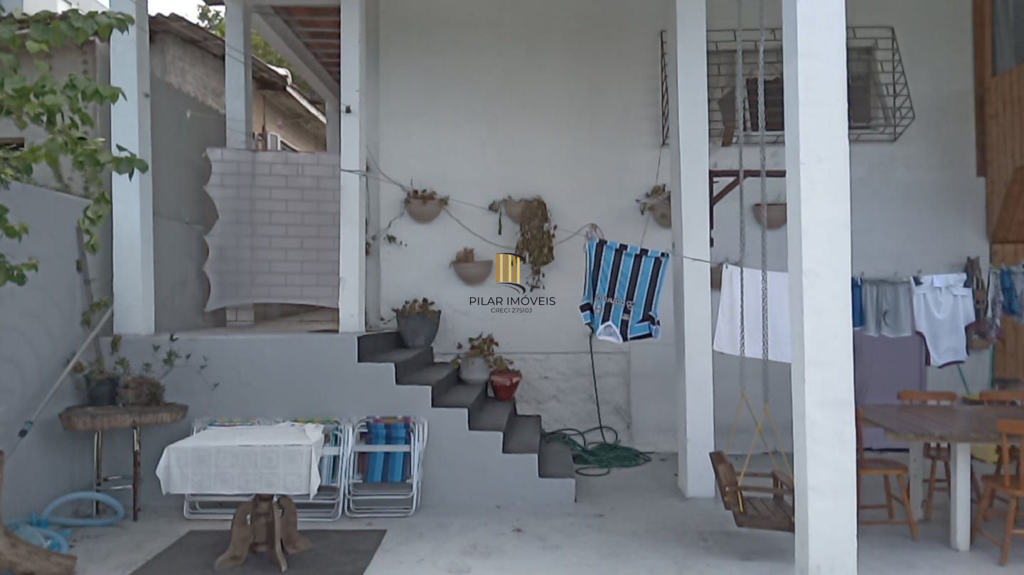 Casa 2 dormitórios no bairro Teresópolis