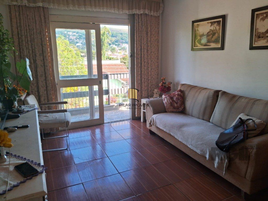 Apartamento de 02 dormitórios com sacada , Teresópolis