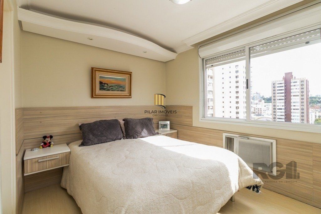 Apartamento 95m² - semi mobiliado, 3 dormitórios, 1 suíte e 2 vagas no bairro Passo da Areia