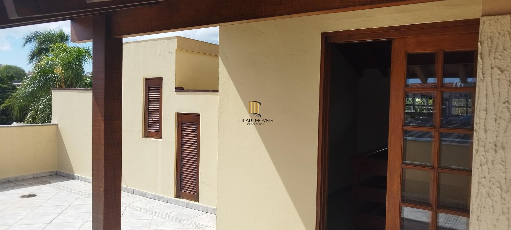 Casa 348m², 4 dormitórios, 2 vagas no bairro Nonoai