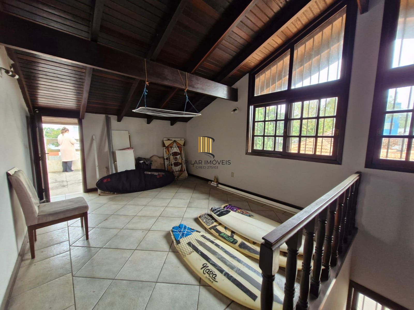 Casa de 3 dormitórios com piscina no bairro Teresópolis.