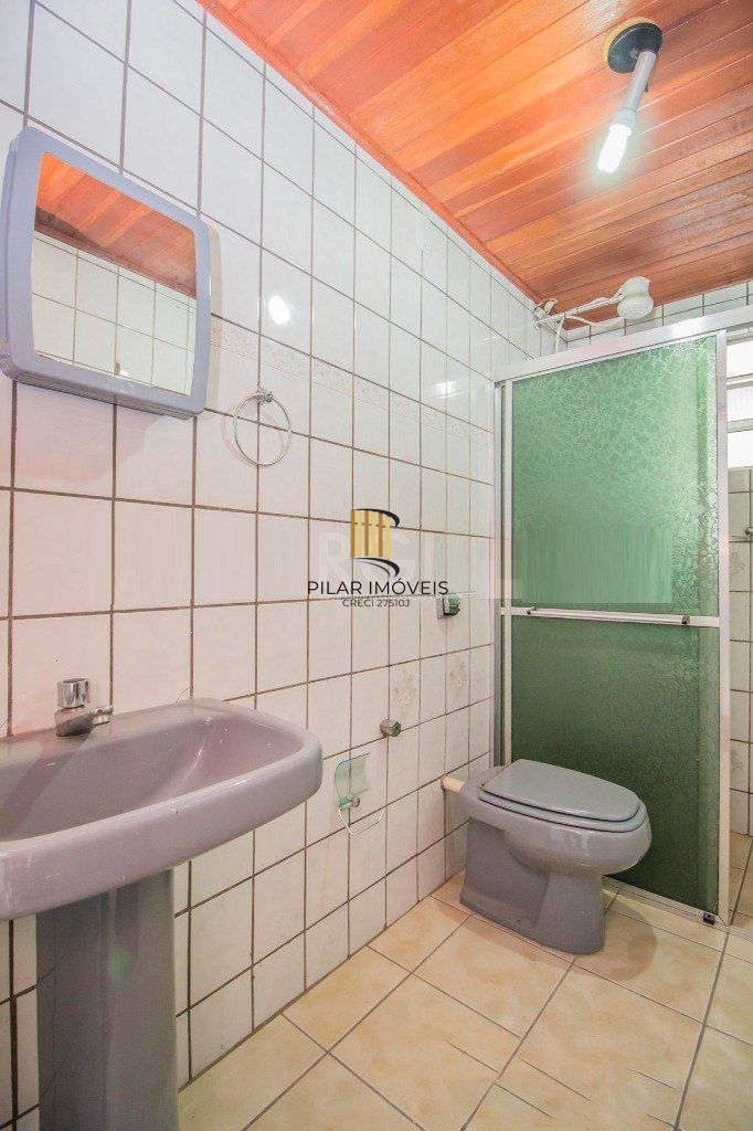 Casa para Venda - 440m², 3 dormitórios, sendo 2 suites, 2 vagas - Cidade Baixa