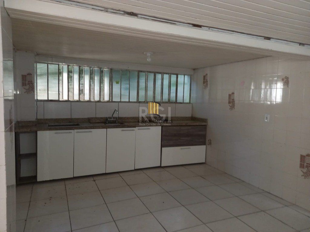 Casa para Venda - 345.22m², 3 dormitórios, 3 vagas - Teresópolis