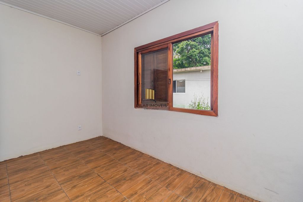 Casa 3 dormitórios à venda no Bairro Restinga - Porto Alegre