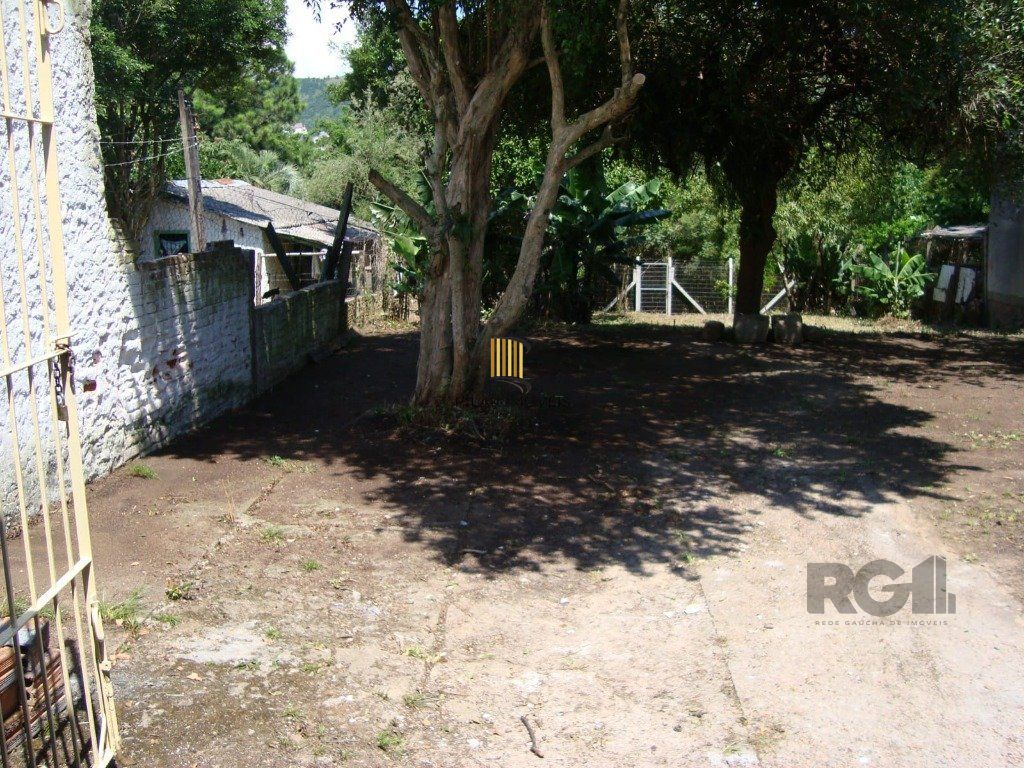 Casa 2 dormitórios no bairro Teresópolis