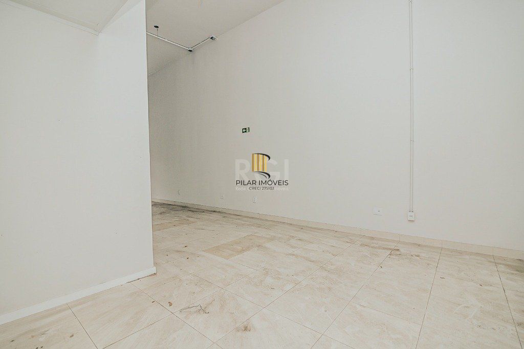 Predio para Venda - 241.18m², 0 dormitórios, Petrópolis