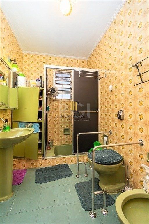 Casa de 424m² no Bairro Chácara Das Pedras