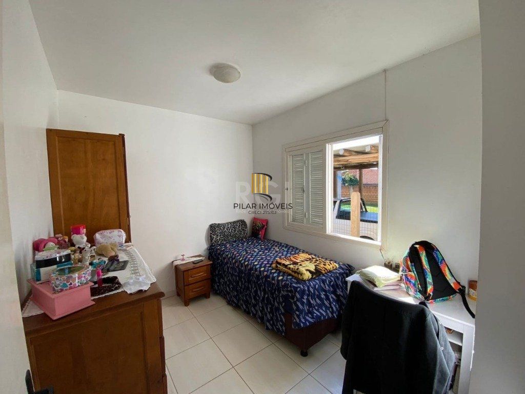 Casa para Venda - 69m², 2 dormitórios, 2 vagas - Capão Novo